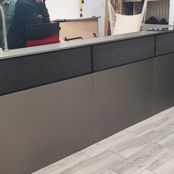 Pantallas LED Stretch Cabina DJ The Kitchen